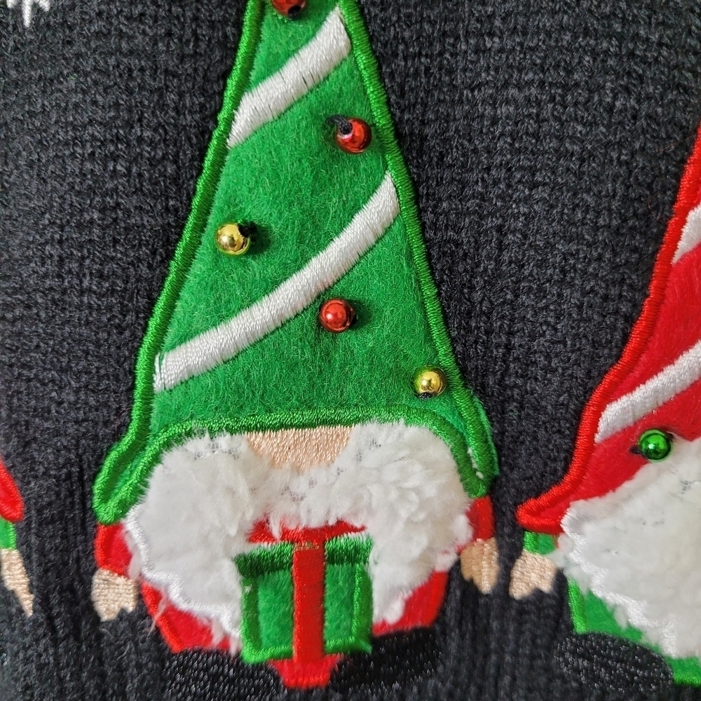 NWT Lisa International Holiday Gnome Sweater 3X - Picture 4 of 9